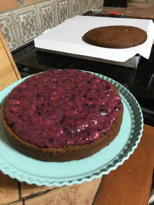 Pastel de chocolate, relleno de dátil o frambuesa ⭐️
