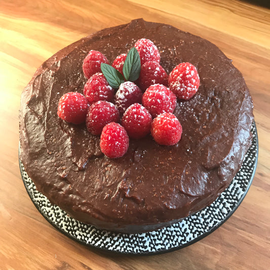 Pastel de chocolate, relleno de dátil o frambuesa   ⭐️